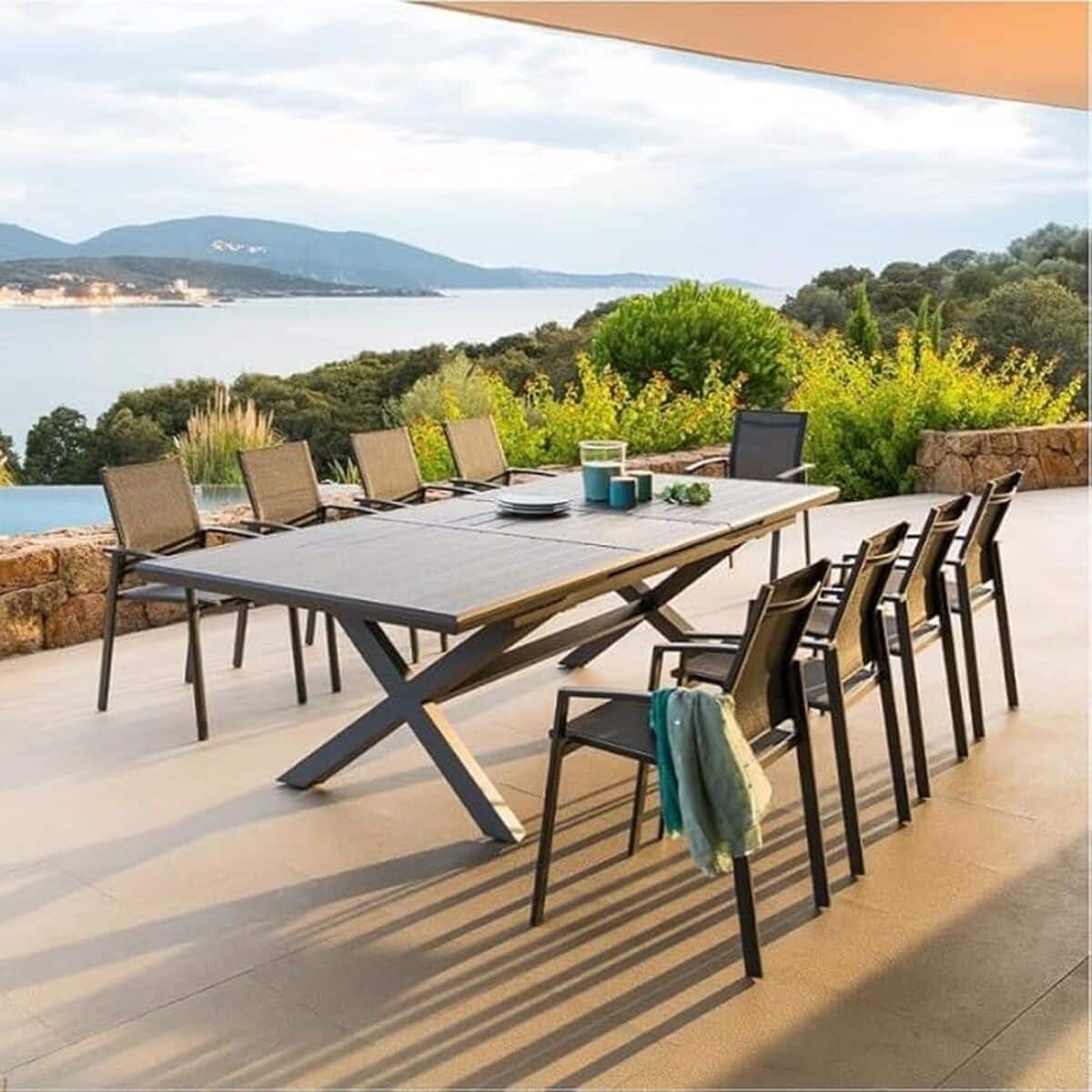 Test : table de jardin extensible Hespéride Axiome 10 places