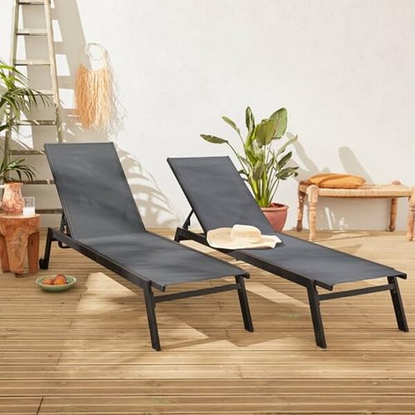 Découvrez notre analyse détaillée des bains de soleil multi positions avec roulettes d'Elsa Alice's Garden : style, confort et innovation pour des moments de détente en plein air inoubliables