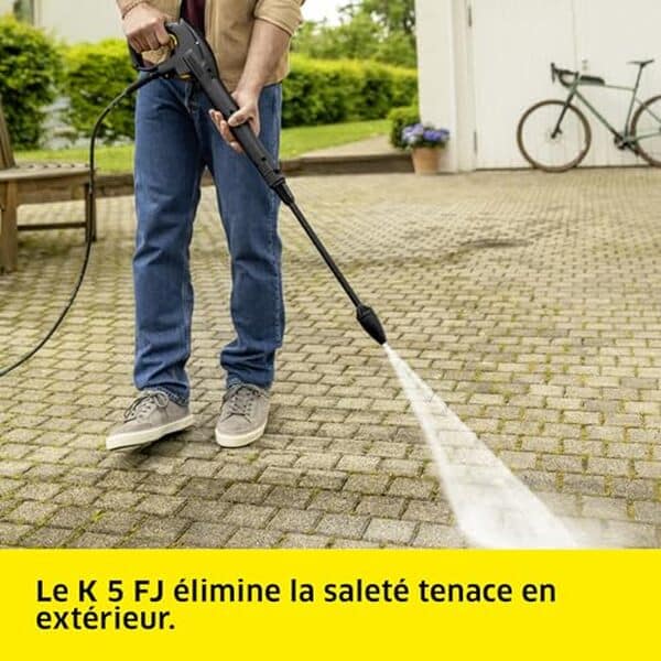 Découvrez notre test complet du K5 Kärcher : performances, polyvalence et avis sur ce nettoyeur haute pression professionnel pour le nettoyage domestique et extérieur. 